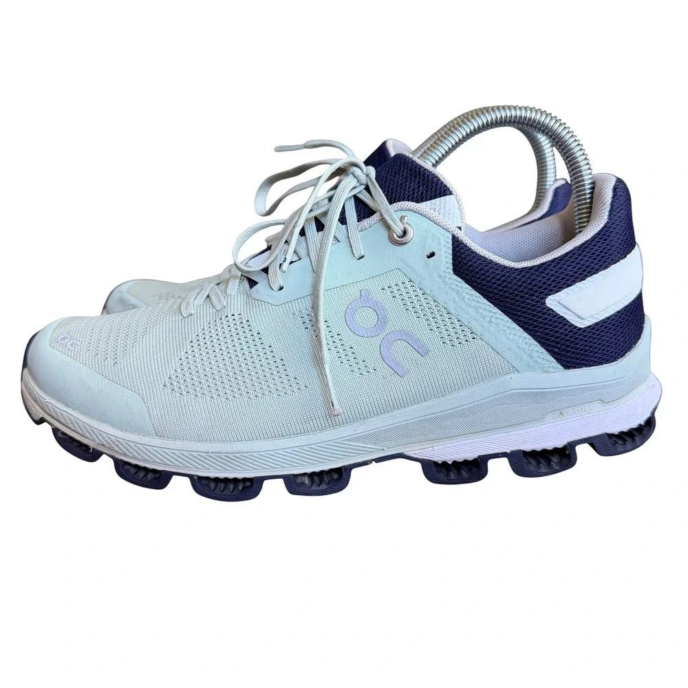On Running Cloudflyer Womens 9 Light Blue Navy Swiss Engineering